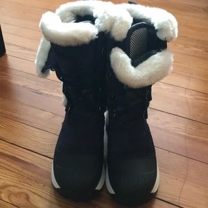 Baffin Shoes - Baffin snow boots navy blue and white Baffin Shoes - Baffin snow boots navy blue and white